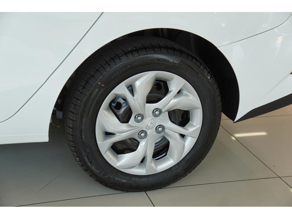 Hyundai HB20 S