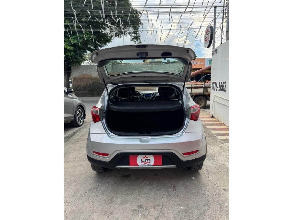 Hyundai HB20 X