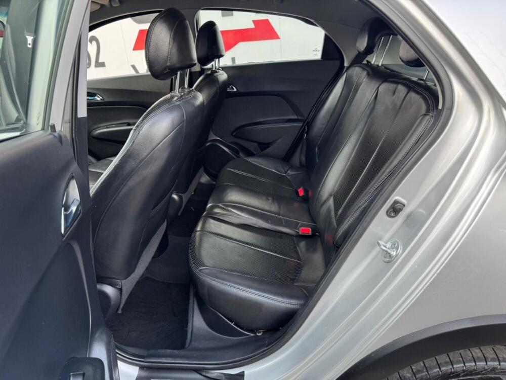 Hyundai HB20 X