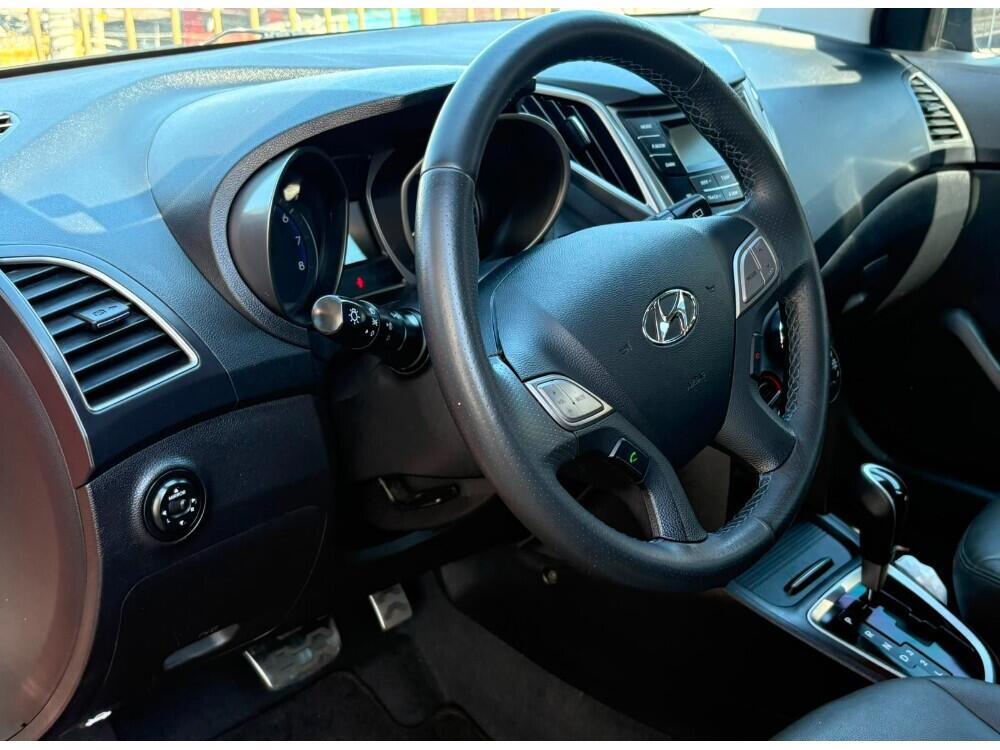 Hyundai HB20 X