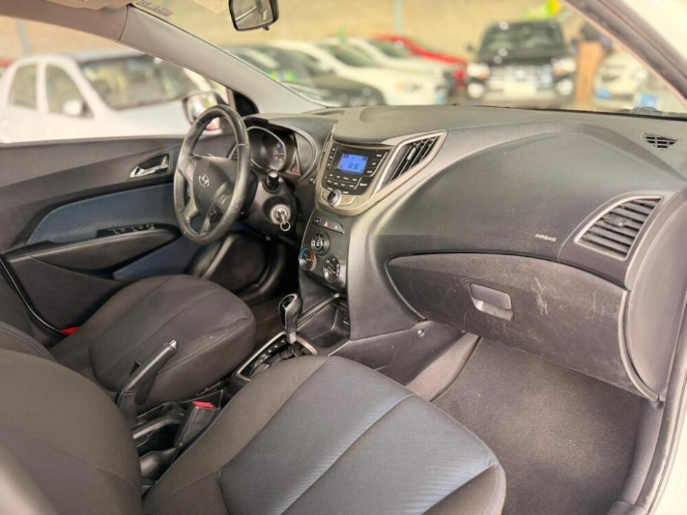 Hyundai HB20 X