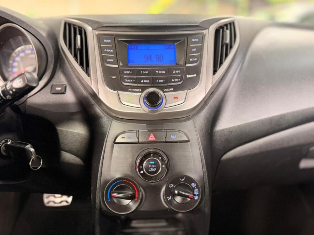 Hyundai HB20 X