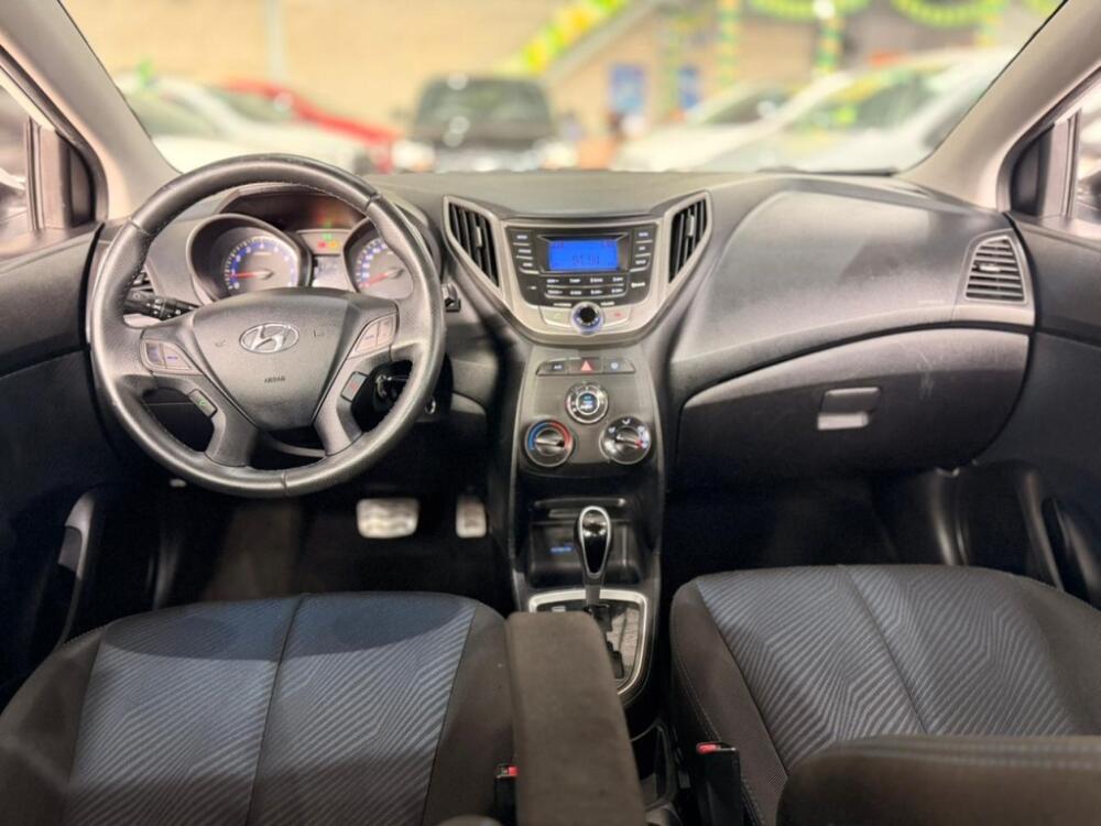Hyundai HB20 X