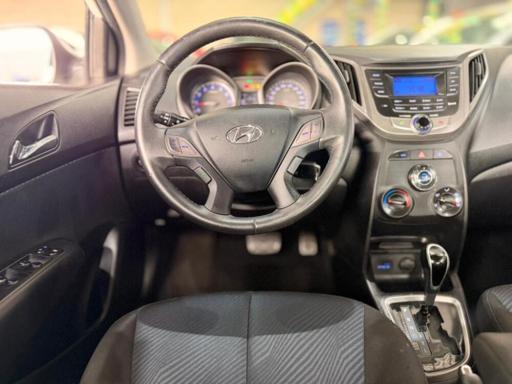 Hyundai HB20 X
