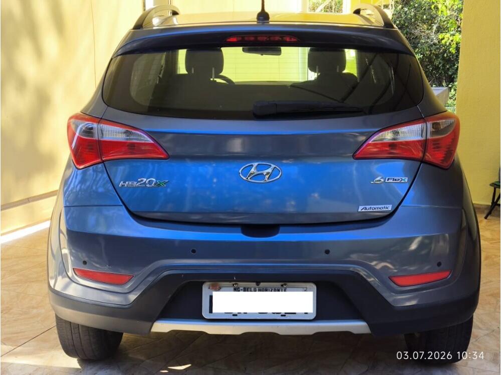 Hyundai HB20 X