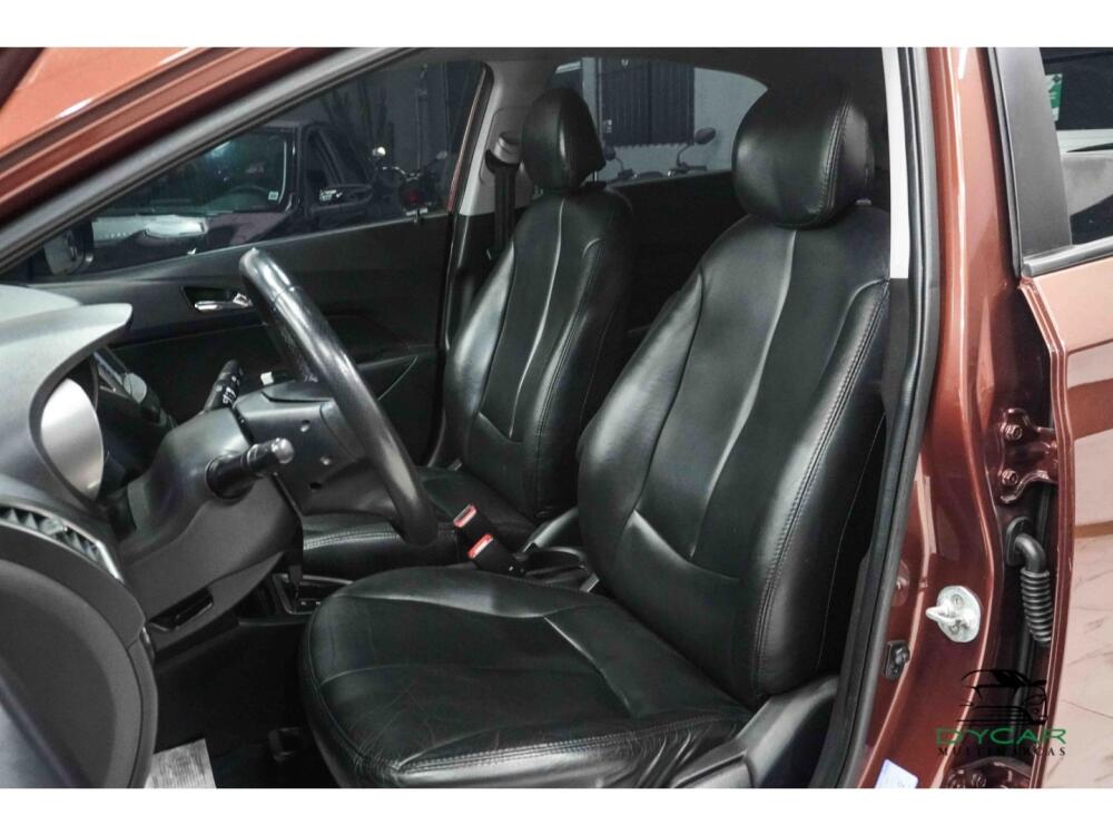 Hyundai HB20 X