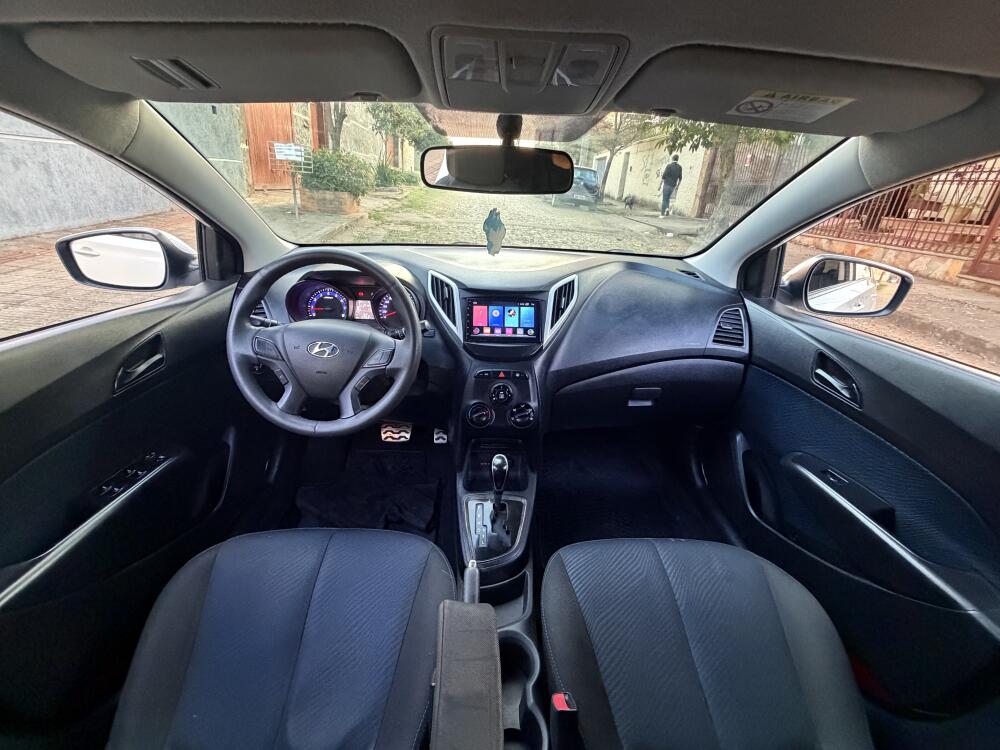 Hyundai HB20 X
