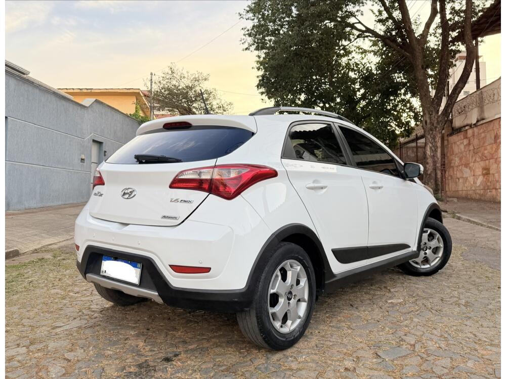Hyundai HB20 X