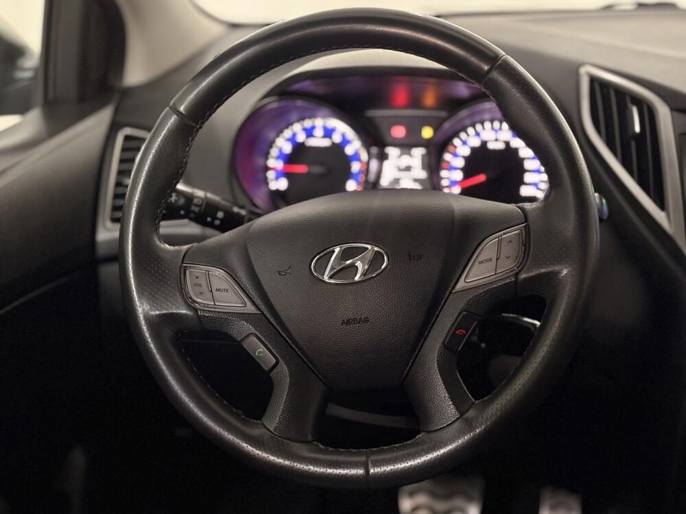 Hyundai HB20 X