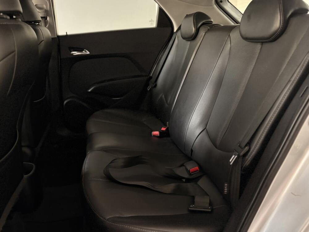 Hyundai HB20 X