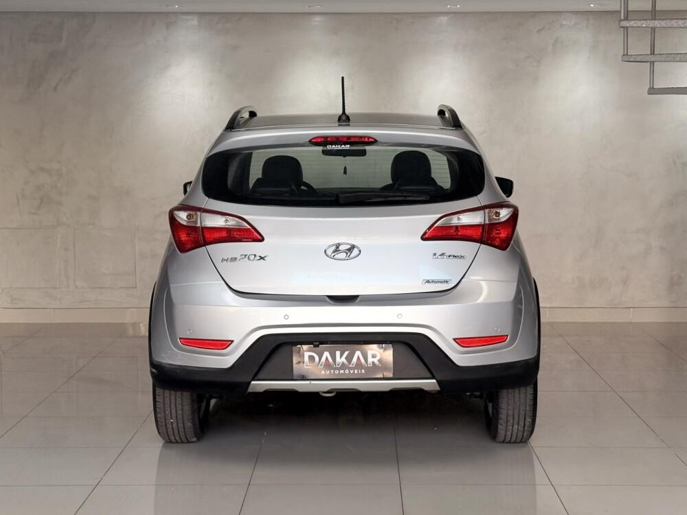 Hyundai HB20 X