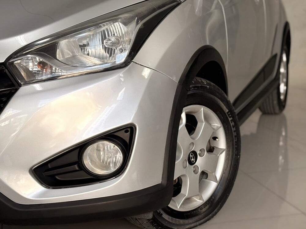 Hyundai HB20 X