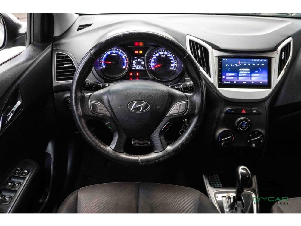 Hyundai HB20 X