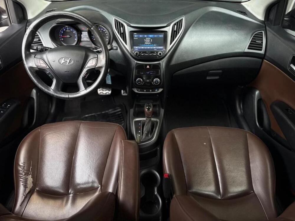 Hyundai HB20 X