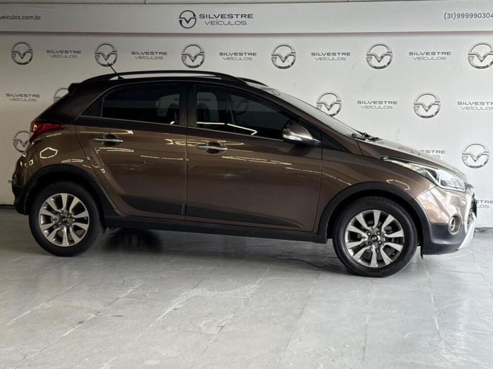 Hyundai HB20 X