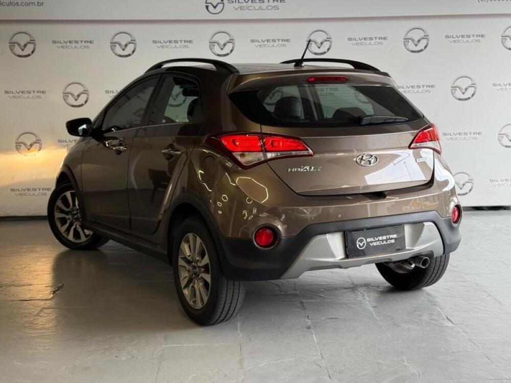 Hyundai HB20 X