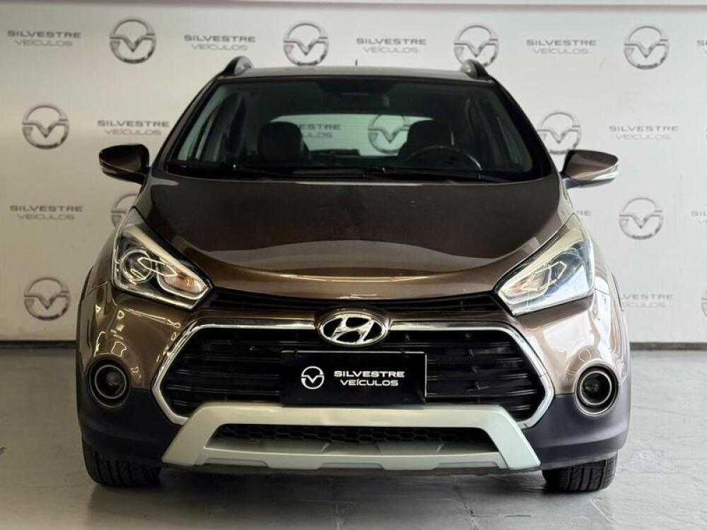 Hyundai HB20 X