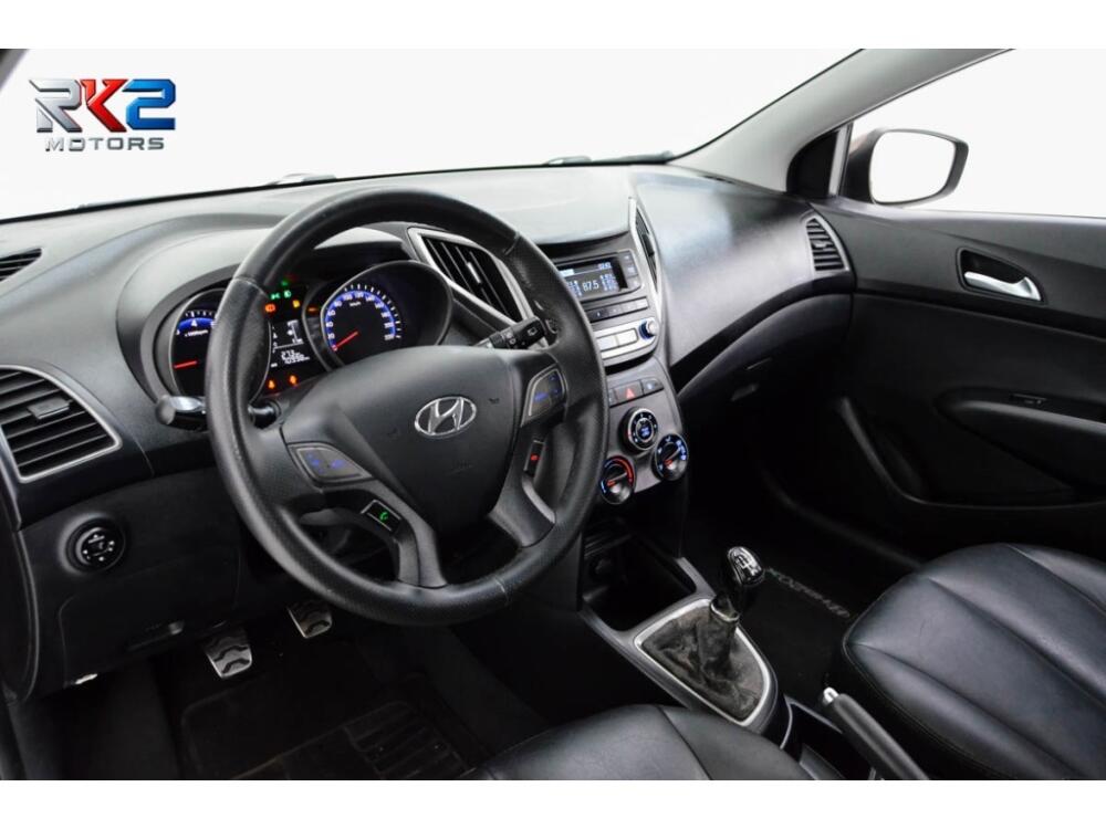 Hyundai HB20 X