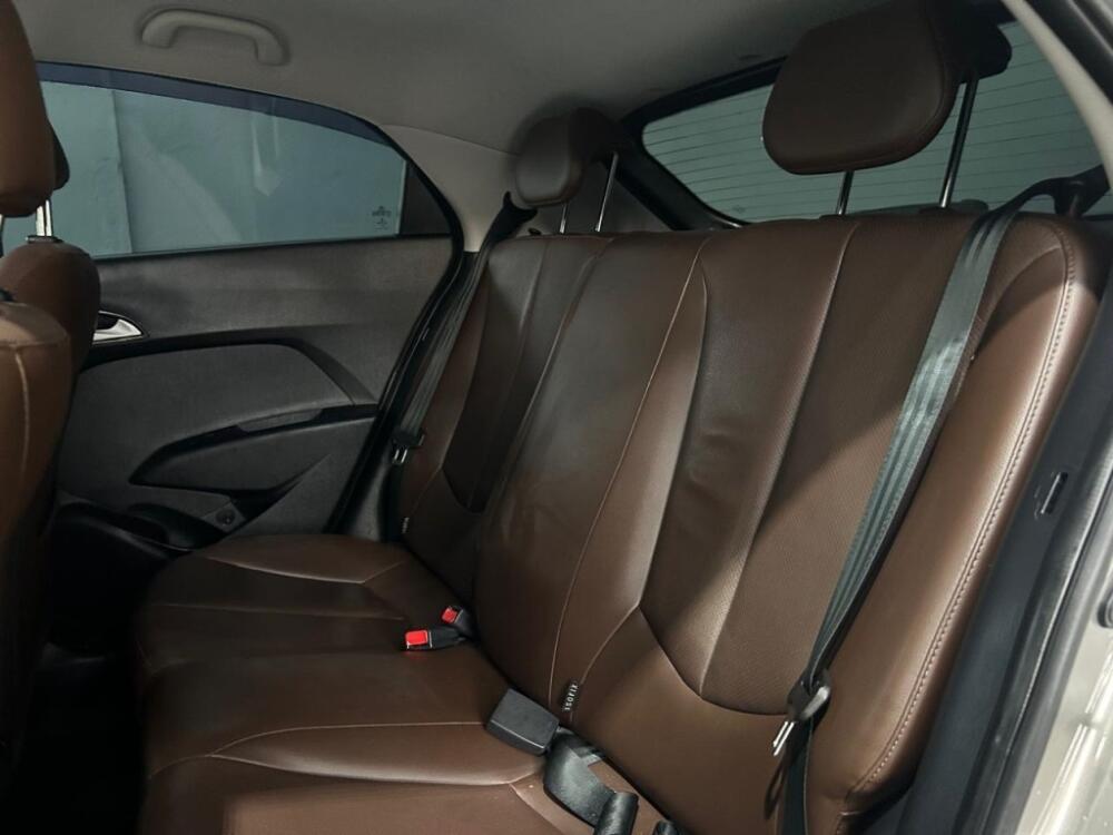 Hyundai HB20 X