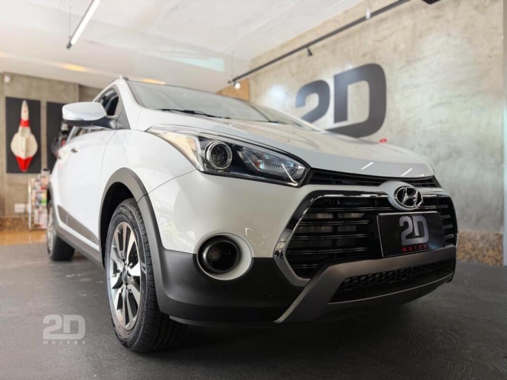 Hyundai HB20 X