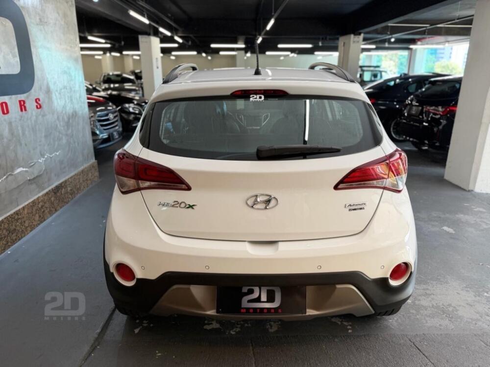 Hyundai HB20 X