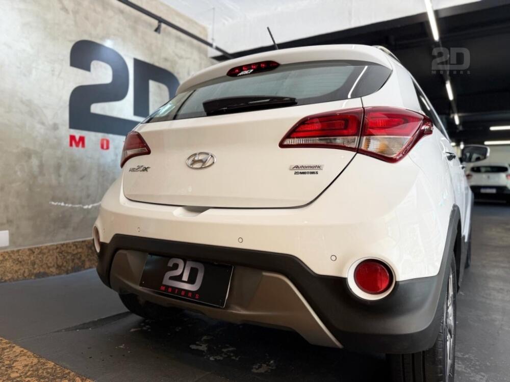 Hyundai HB20 X