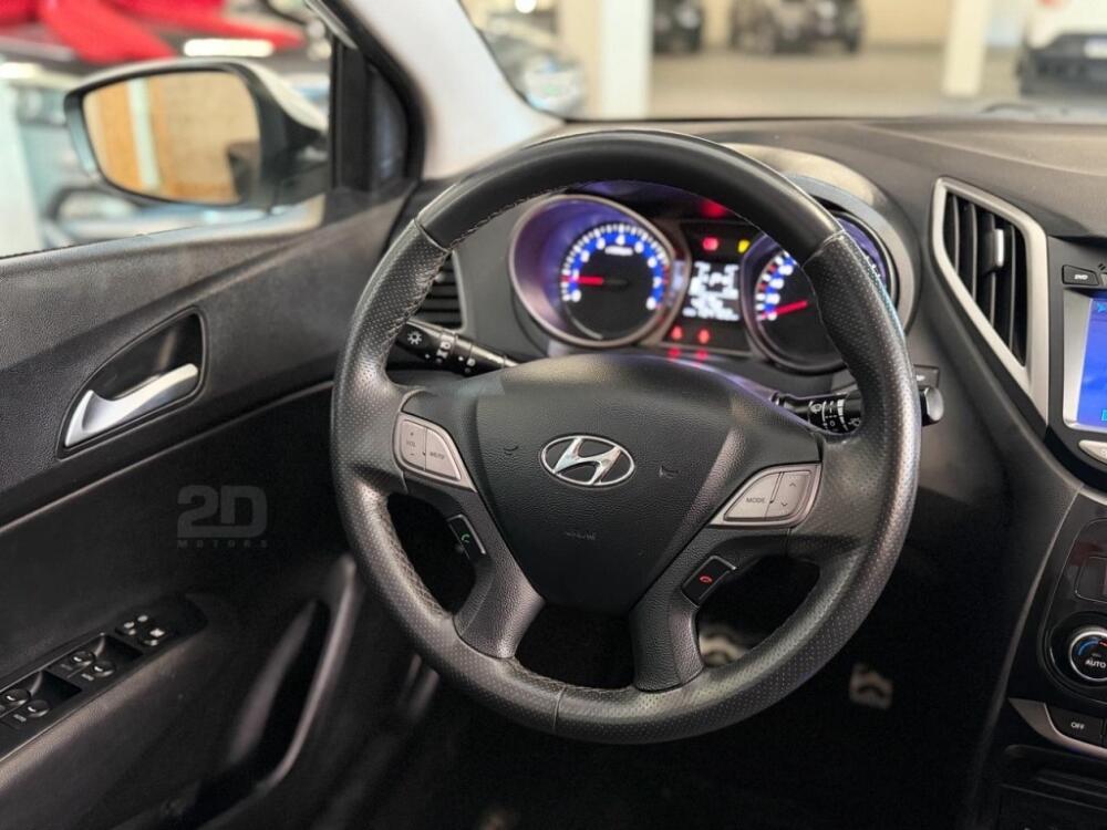 Hyundai HB20 X