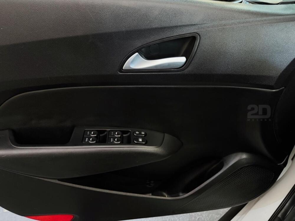 Hyundai HB20 X