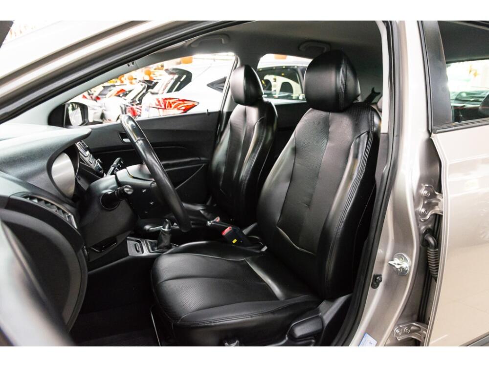 Hyundai HB20 X