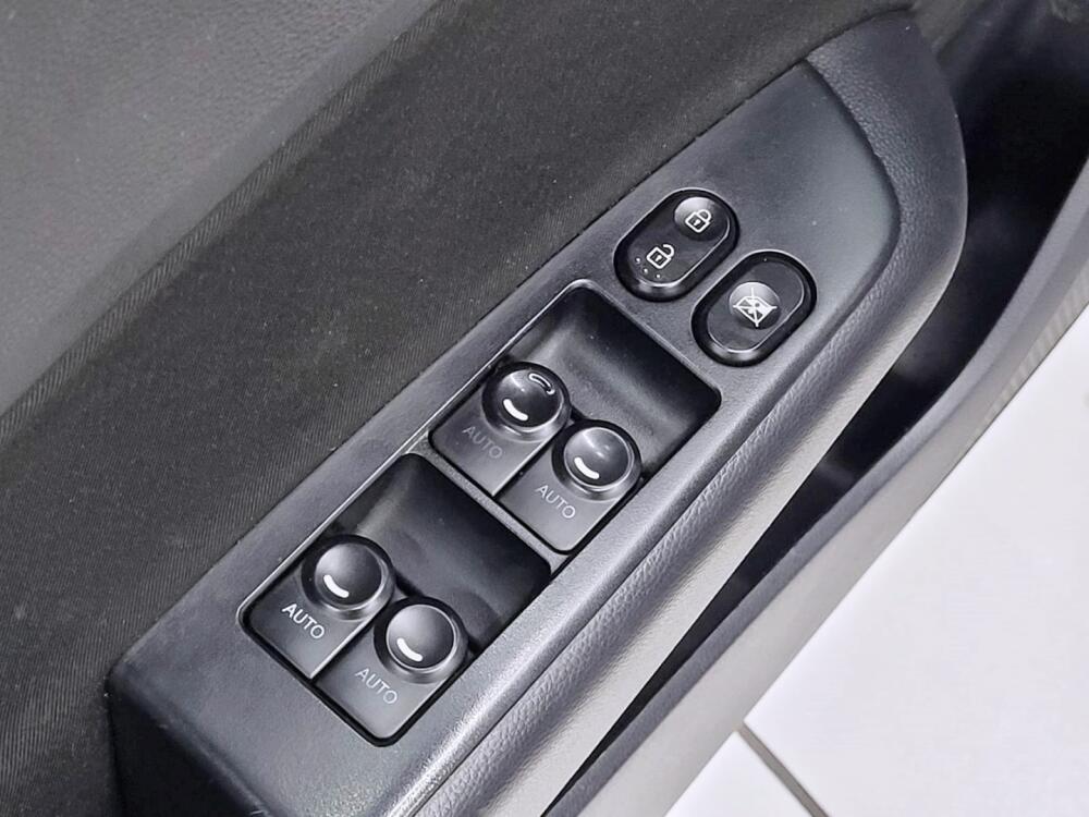 Hyundai HB20 X