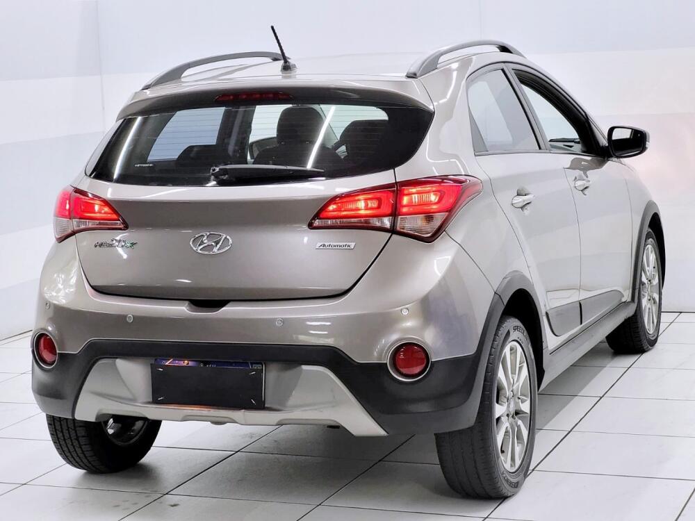 Hyundai HB20 X