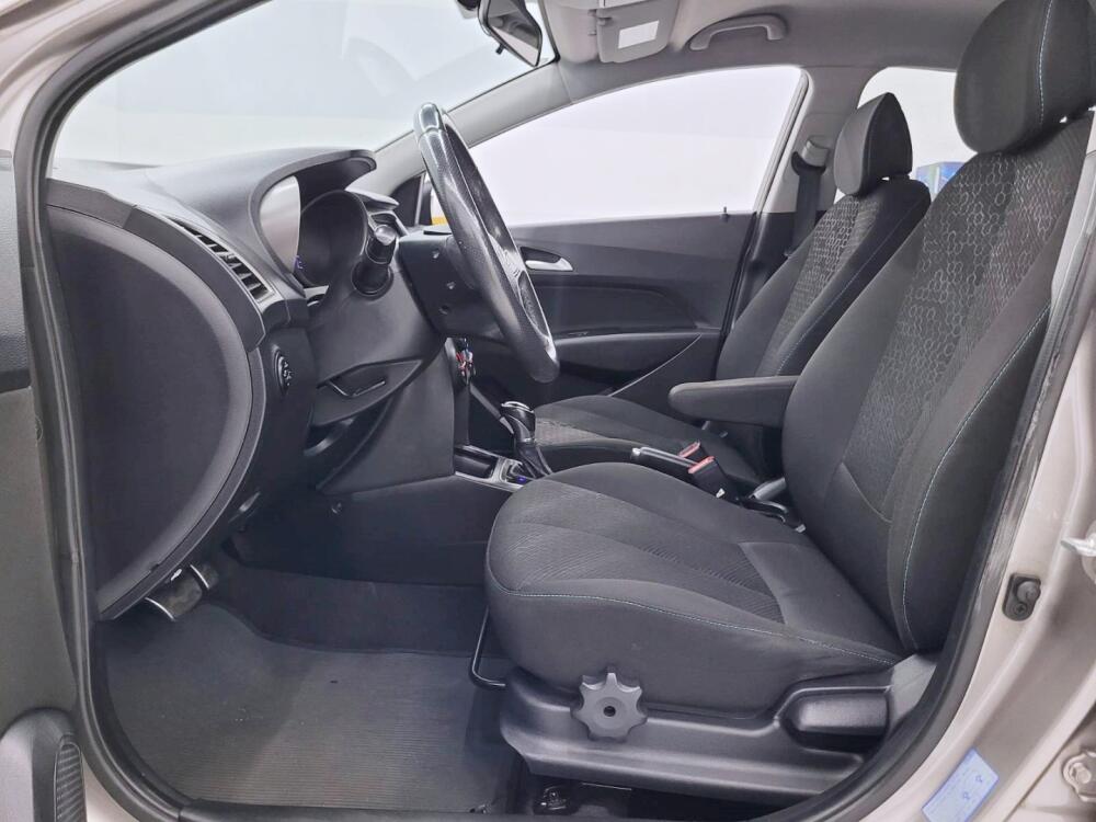 Hyundai HB20 X
