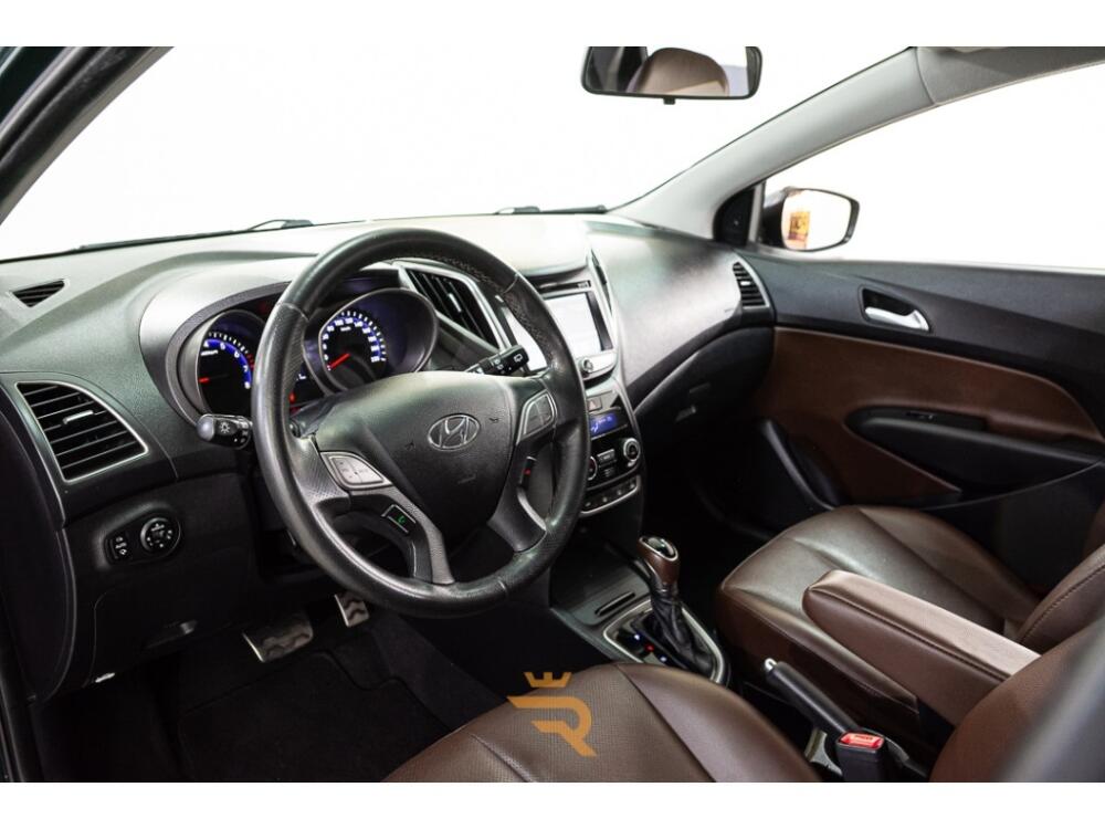 Hyundai HB20 X