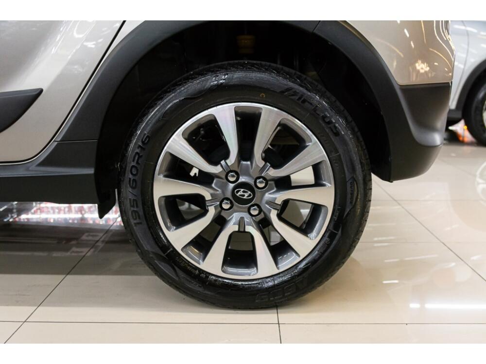 Hyundai HB20 X