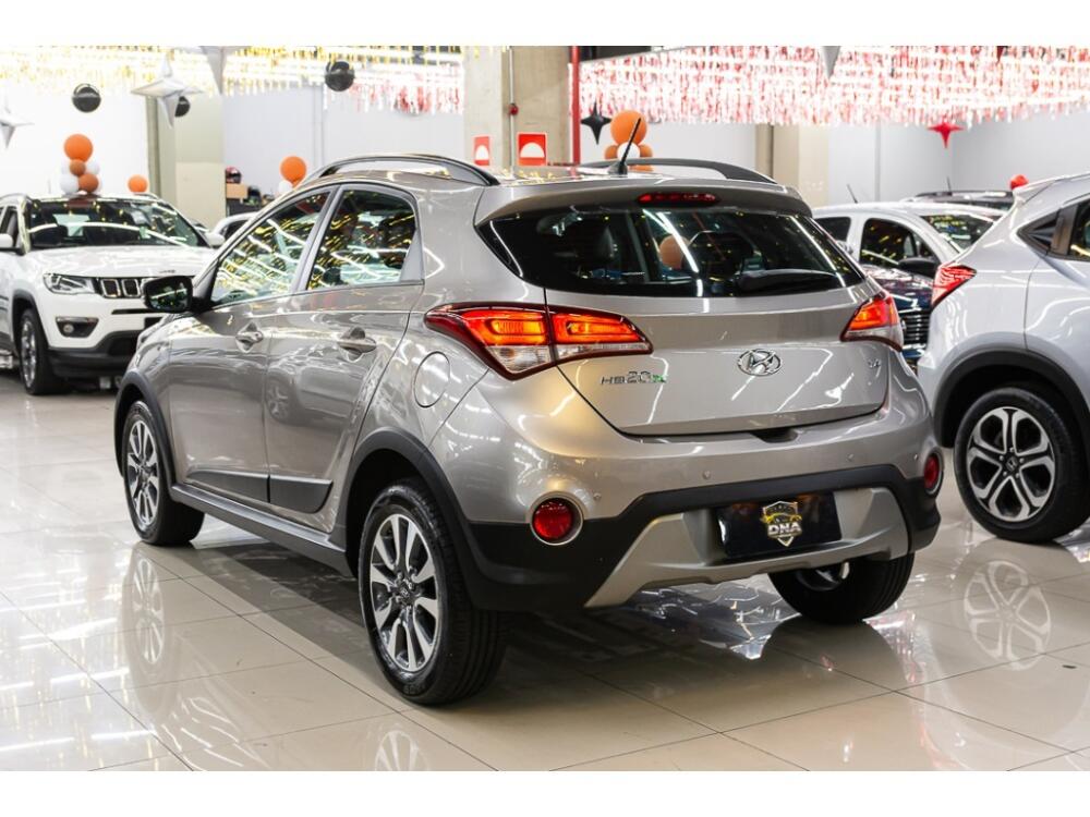 Hyundai HB20 X