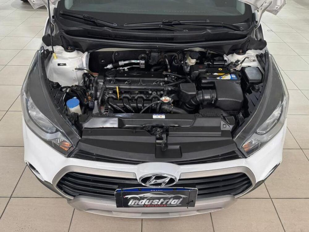 Hyundai HB20 X