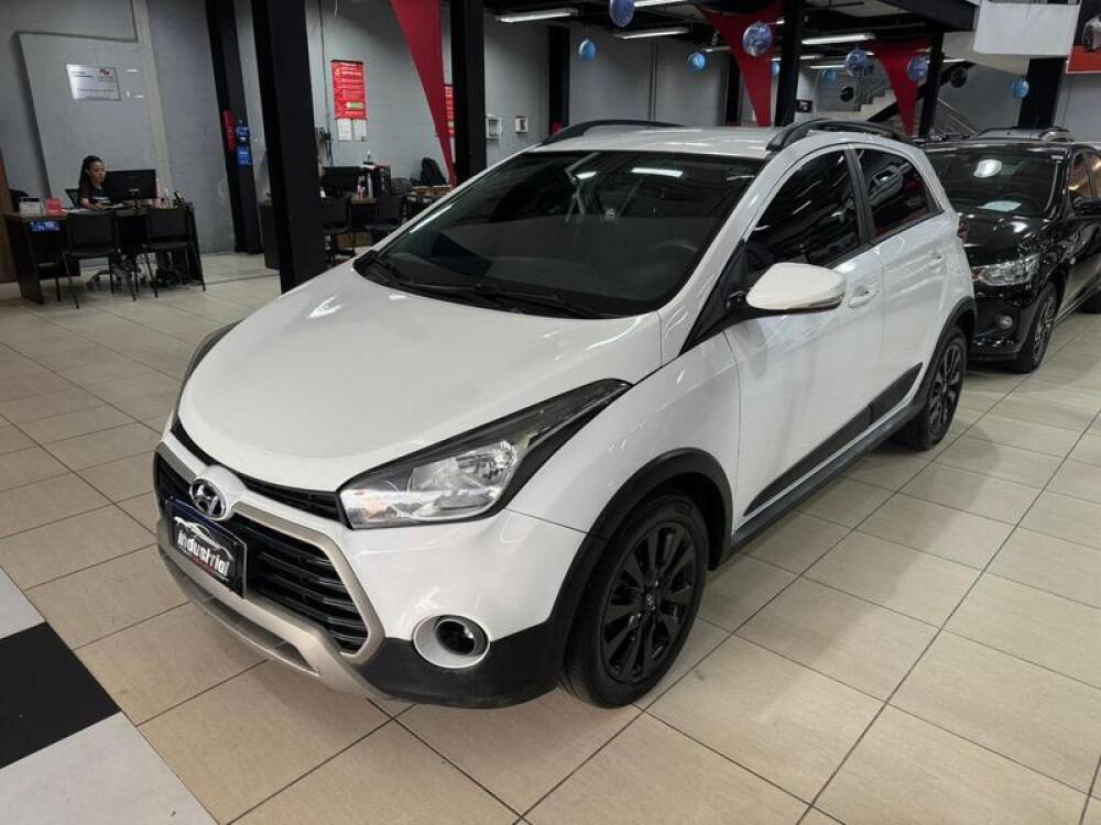 Hyundai HB20 X
