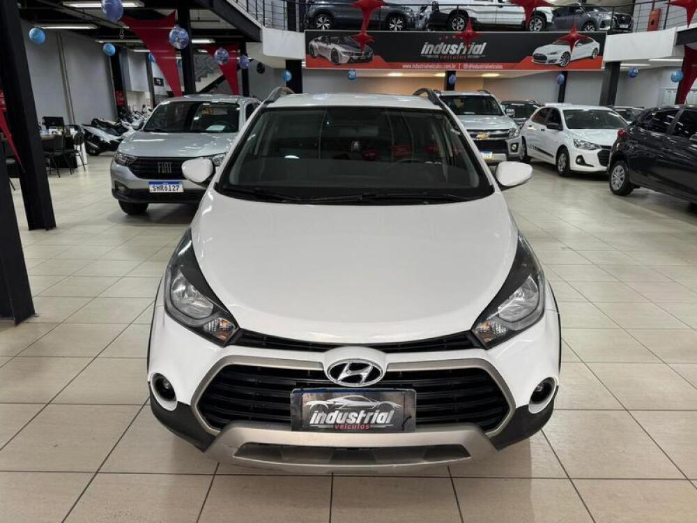 Hyundai HB20 X