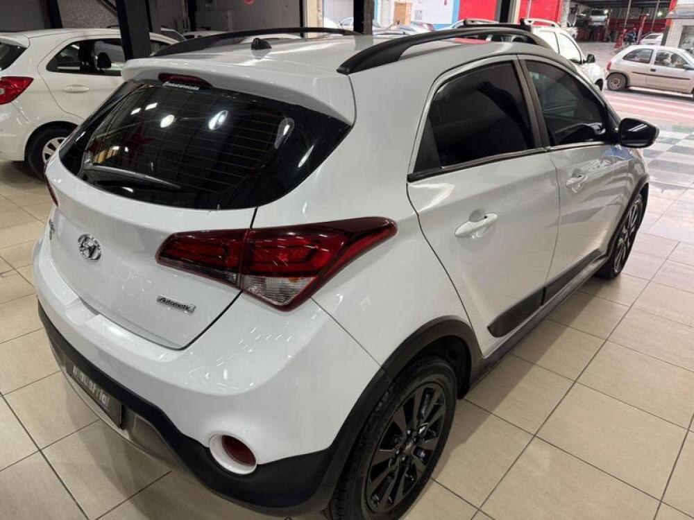 Hyundai HB20 X