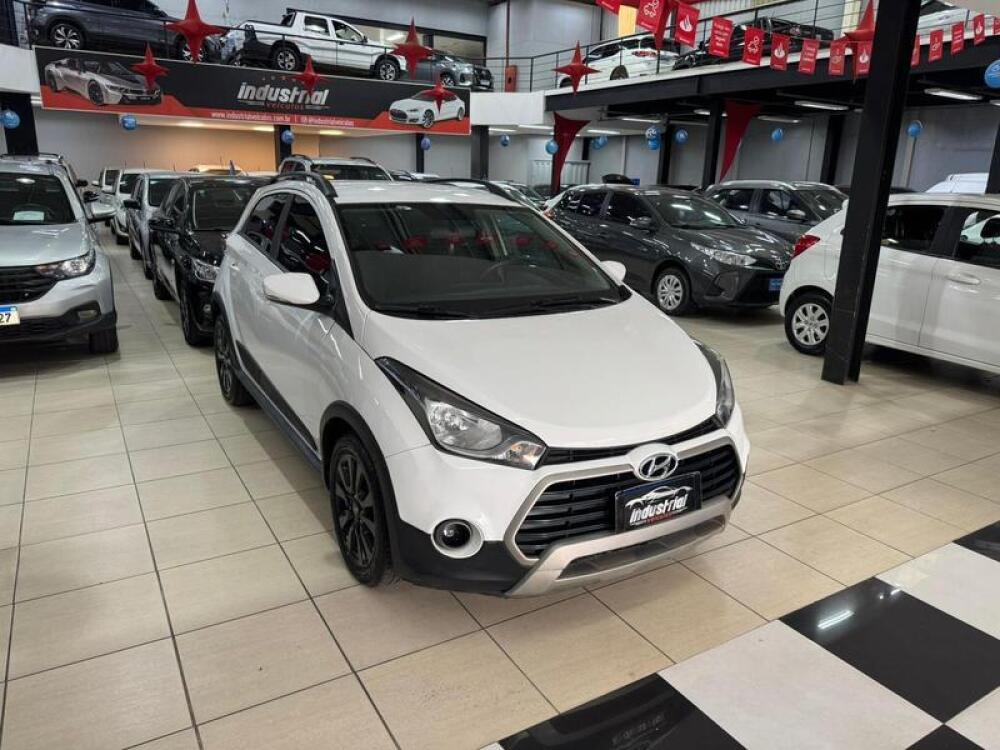 Hyundai HB20 X