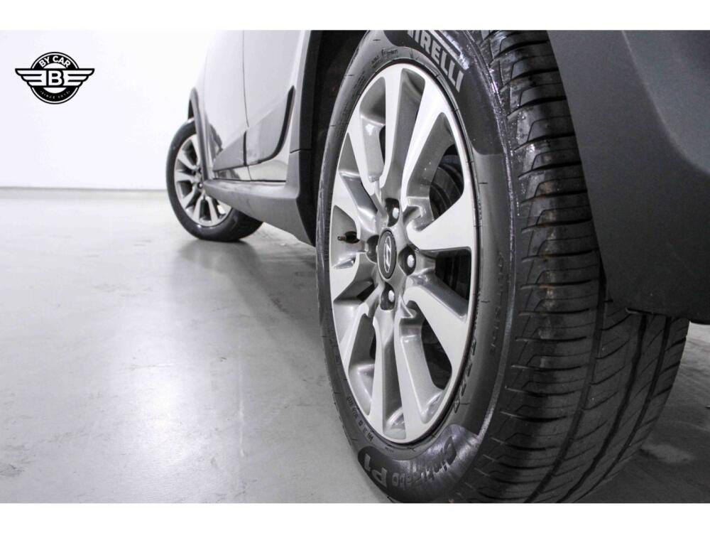 Hyundai HB20 X