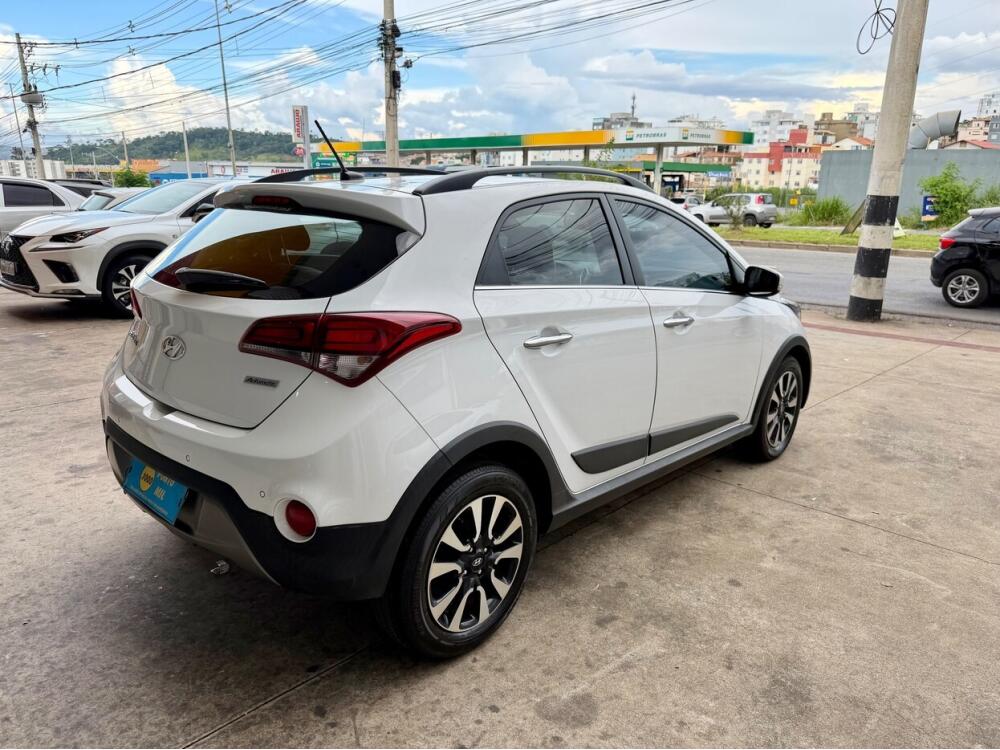 Hyundai HB20 X