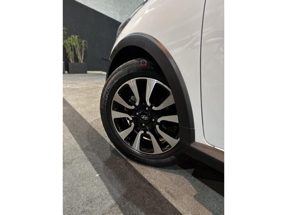 Hyundai HB20 X