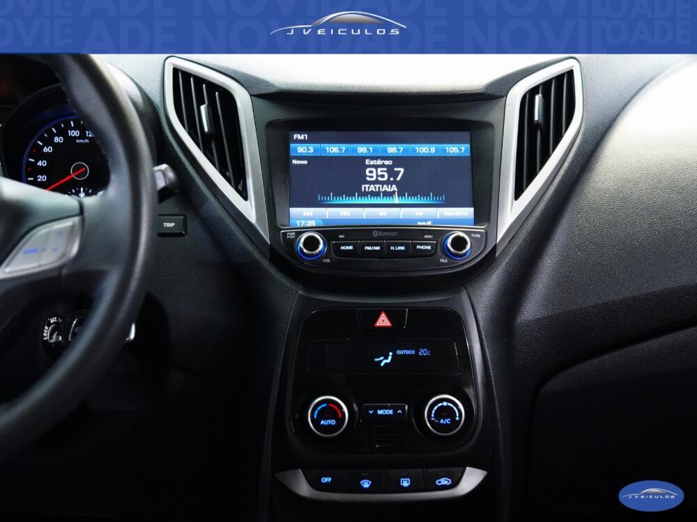 Hyundai HB20 X