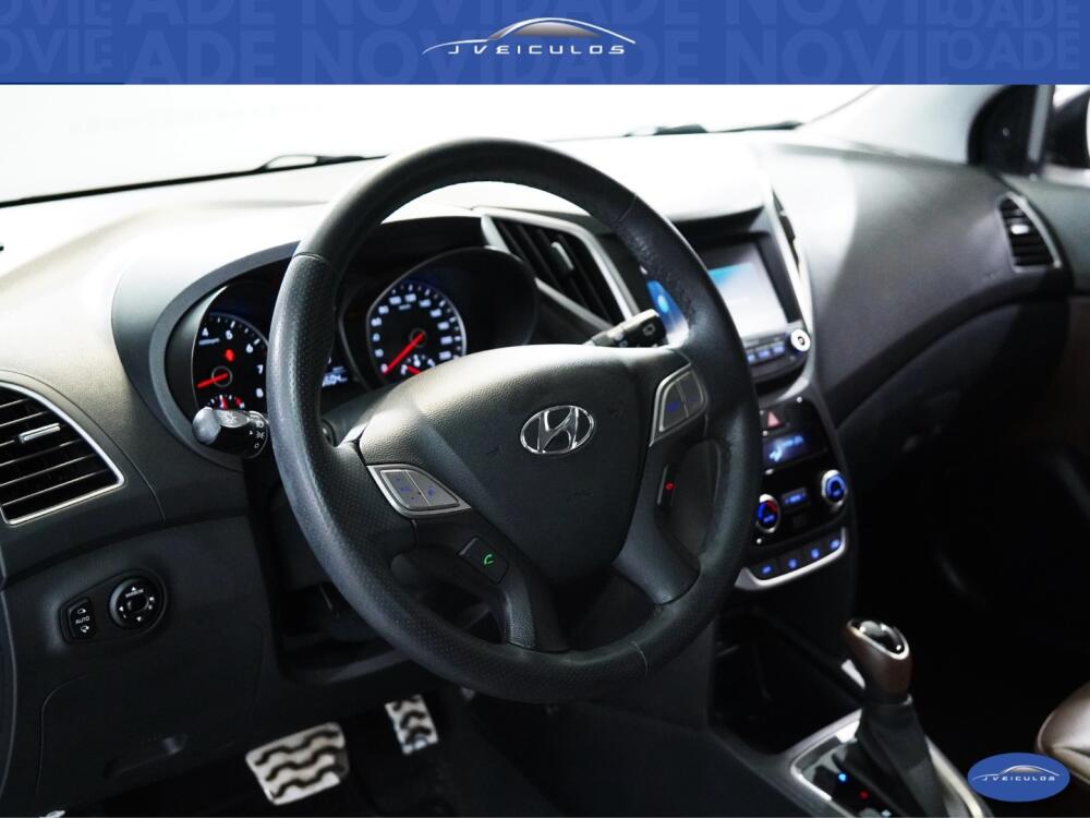 Hyundai HB20 X