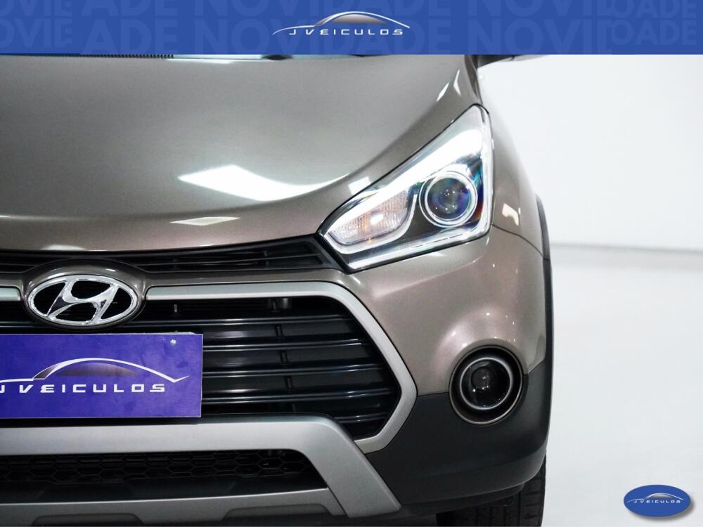 Hyundai HB20 X