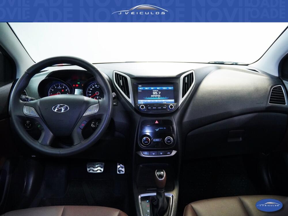 Hyundai HB20 X