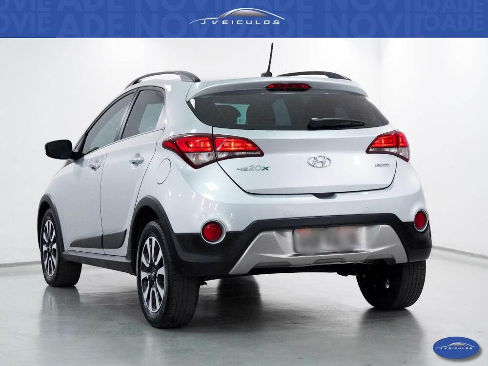 Hyundai HB20 X