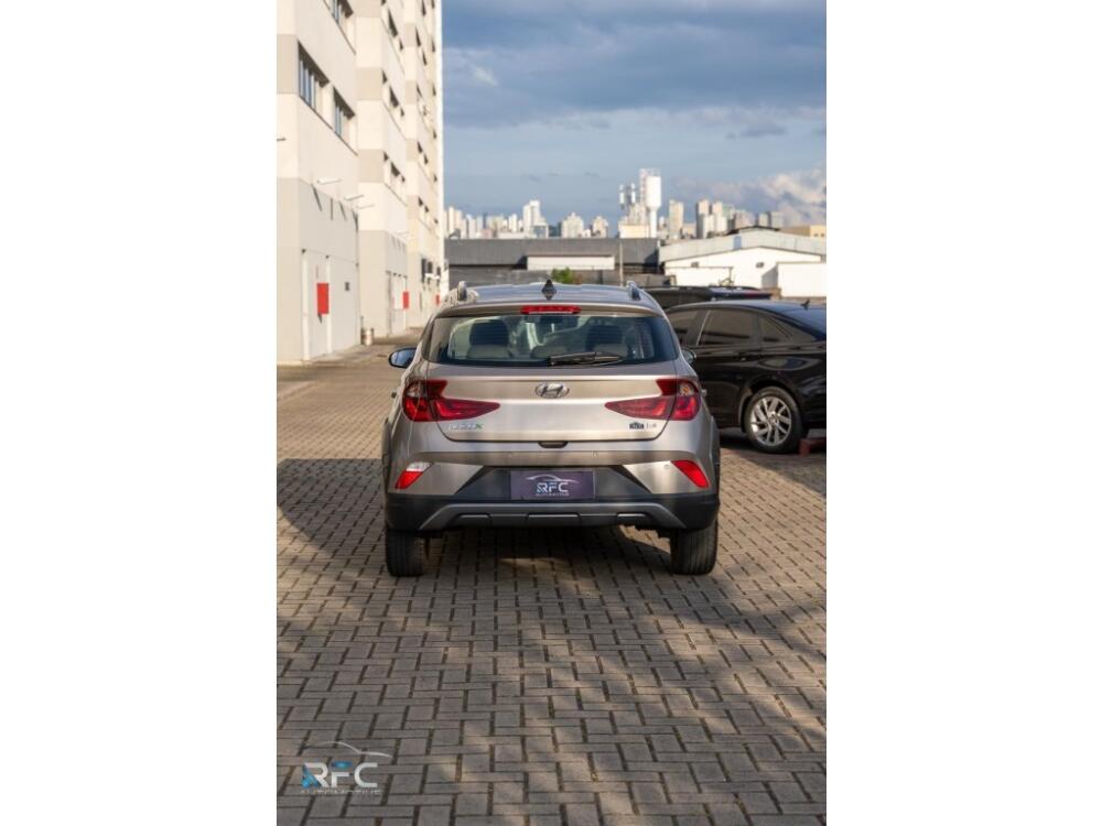 Hyundai HB20 X