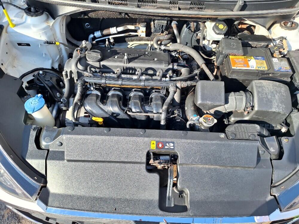 Hyundai HB20 X